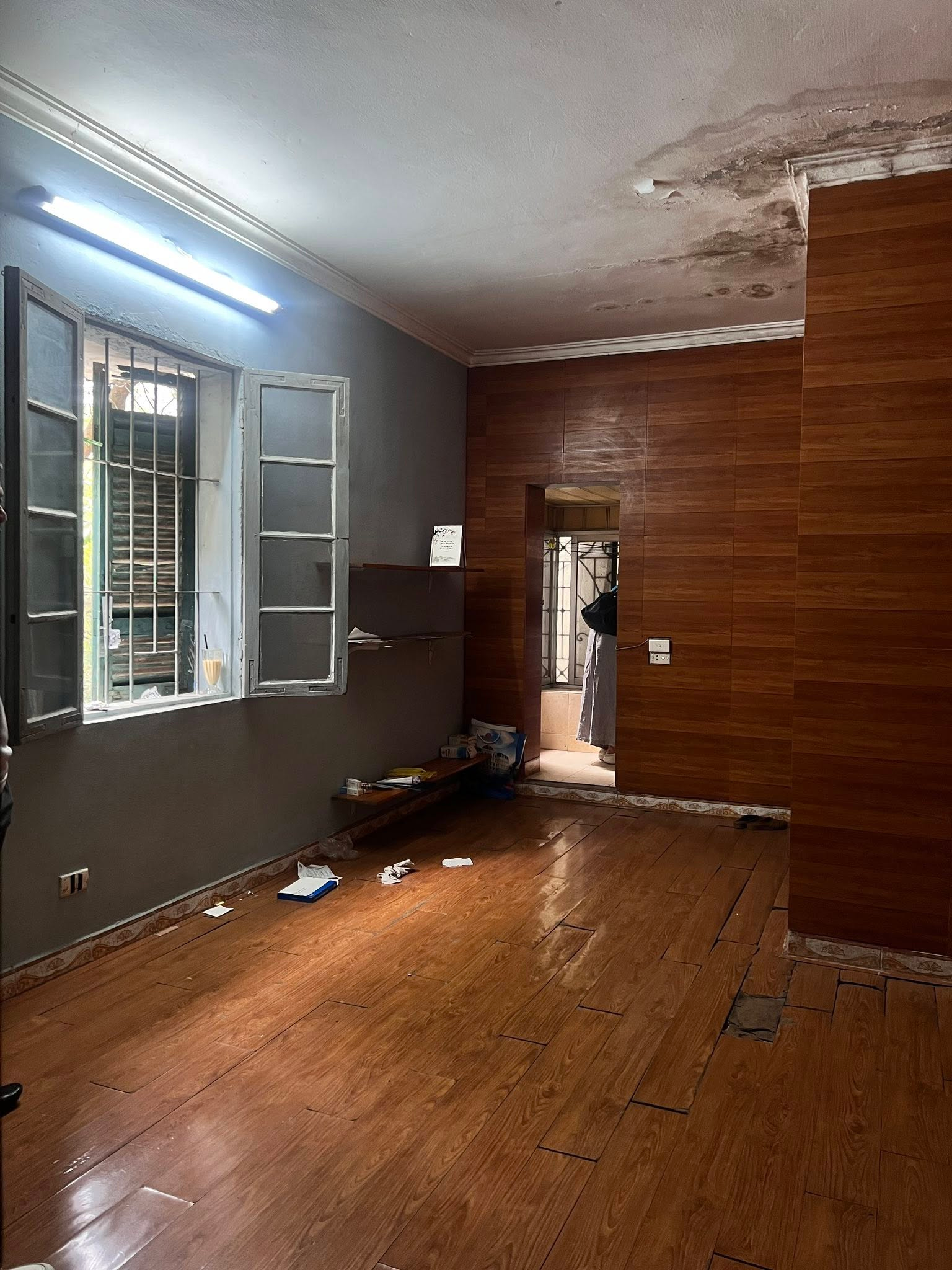 20m&sup2; giữa l&ograve;ng H&agrave; Nội vẫn c&oacute; thể th&agrave;nh tổ ấm trong mơ: C&acirc;u chuyện cải tạo nửa tỷ đồng của vợ chồng trung ni&ecirc;n khiến nhiều người thay đổi c&aacute;ch nh&igrave;n- Ảnh 3.