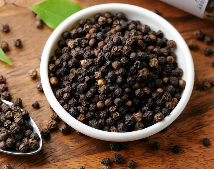 Loại hạt nhỏ xíu, thơm nức mũi nhưng là "báu vật" cho sức khỏe vào mùa lạnh: Bếp Việt nào cũng sẵn!- Ảnh 1. Loại hạt nhỏ xíu, thơm nức mũi nhưng là "báu vật" cho sức khỏe vào mùa lạnh: Bếp Việt nào cũng sẵn!- Ảnh 1.