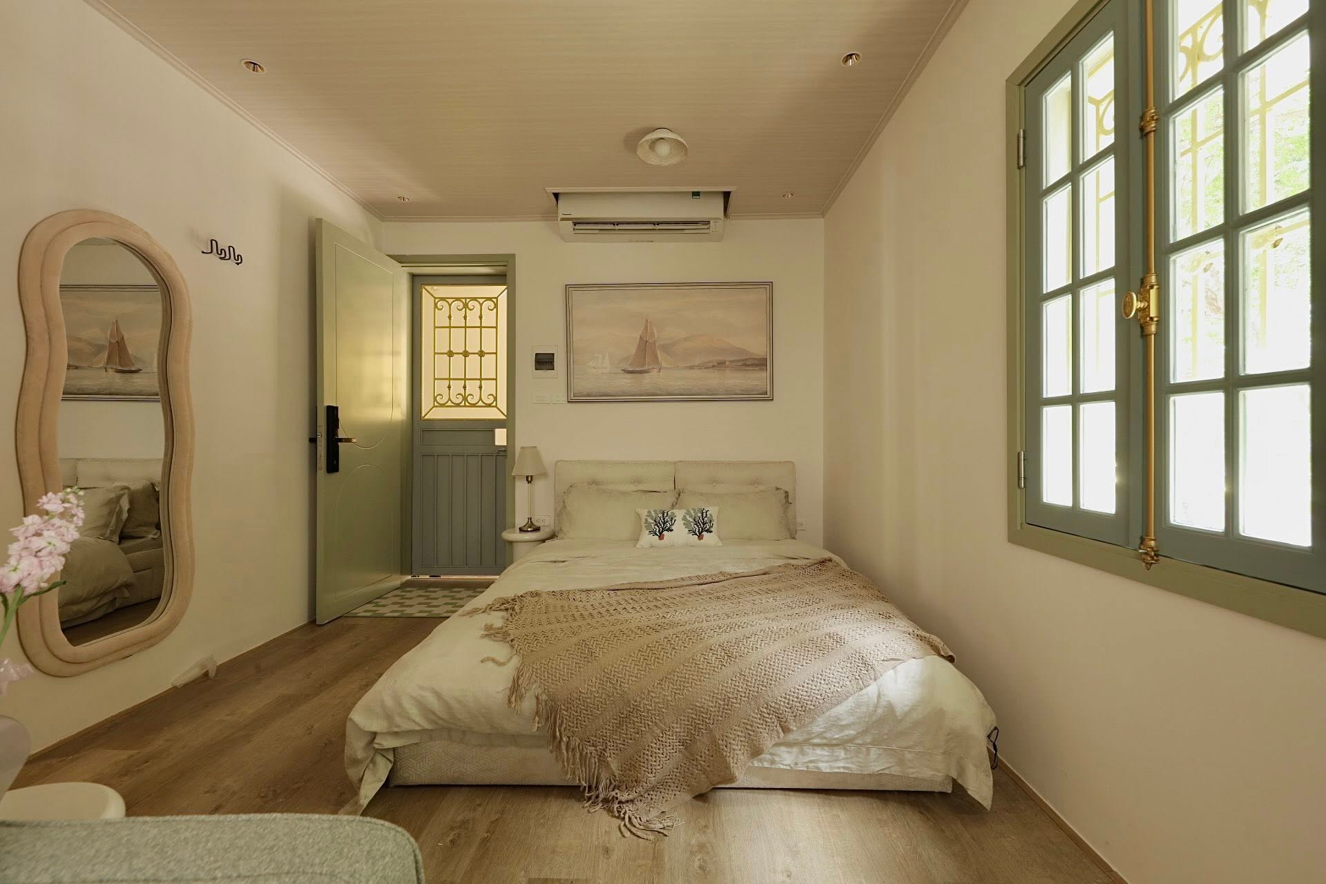 20m&sup2; giữa l&ograve;ng H&agrave; Nội vẫn c&oacute; thể th&agrave;nh tổ ấm trong mơ: C&acirc;u chuyện cải tạo nửa tỷ đồng của vợ chồng trung ni&ecirc;n khiến nhiều người thay đổi c&aacute;ch nh&igrave;n- Ảnh 23.