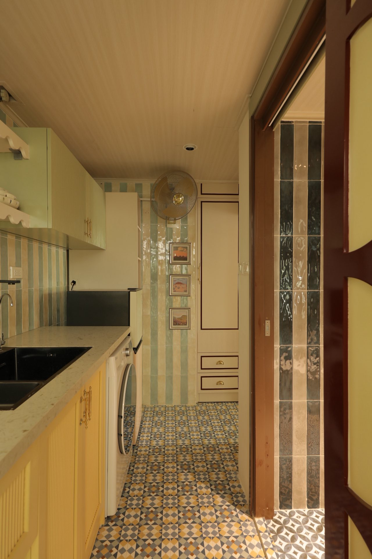 20m&sup2; giữa l&ograve;ng H&agrave; Nội vẫn c&oacute; thể th&agrave;nh tổ ấm trong mơ: C&acirc;u chuyện cải tạo nửa tỷ đồng của vợ chồng trung ni&ecirc;n khiến nhiều người thay đổi c&aacute;ch nh&igrave;n- Ảnh 11.