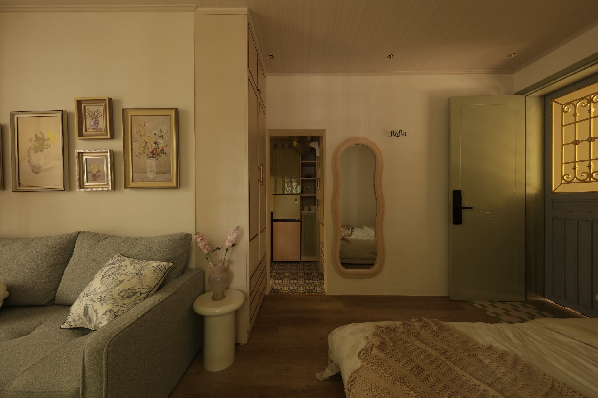 20m&sup2; giữa l&ograve;ng H&agrave; Nội vẫn c&oacute; thể th&agrave;nh tổ ấm trong mơ: C&acirc;u chuyện cải tạo nửa tỷ đồng của vợ chồng trung ni&ecirc;n khiến nhiều người thay đổi c&aacute;ch nh&igrave;n- Ảnh 22.