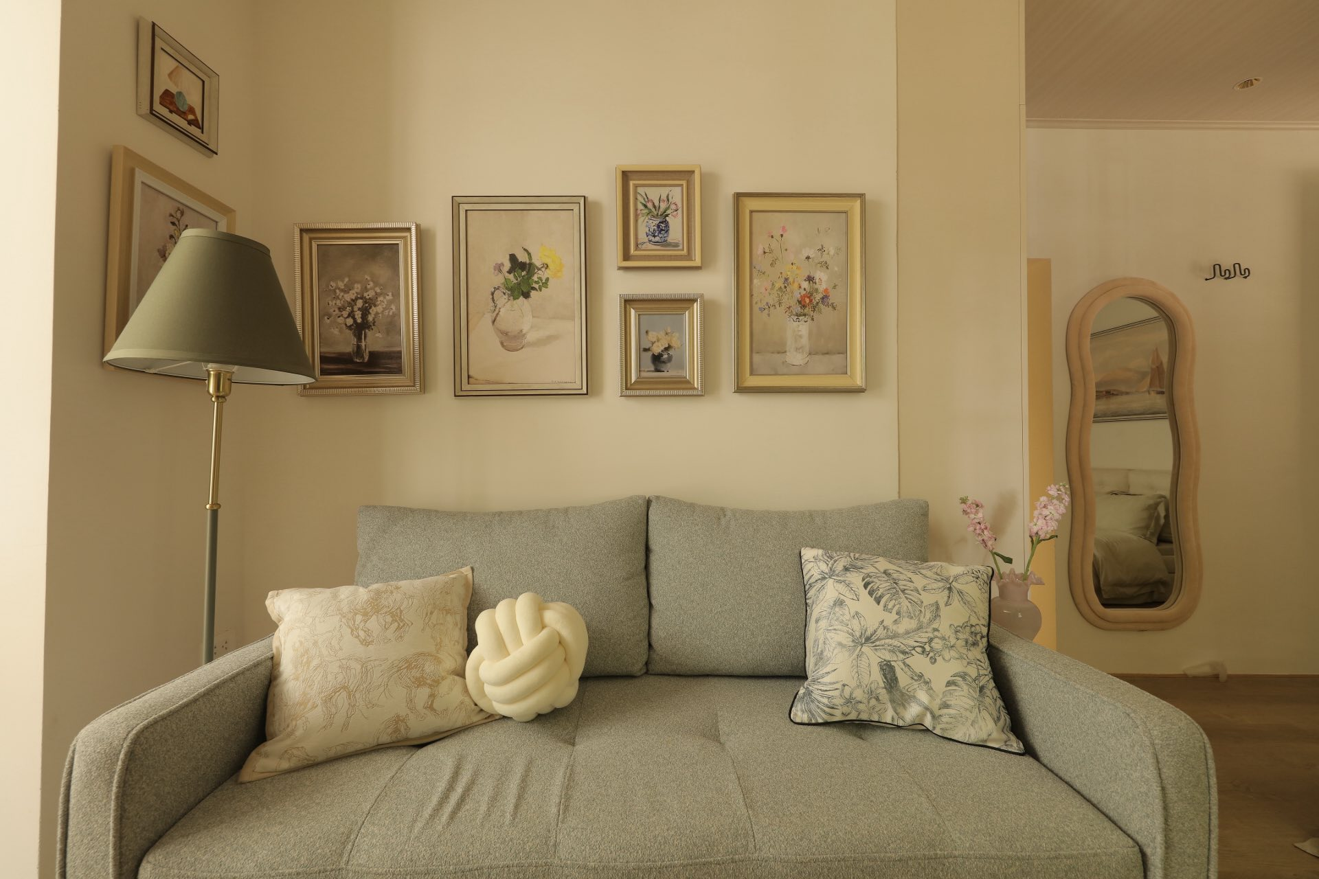 20m&sup2; giữa l&ograve;ng H&agrave; Nội vẫn c&oacute; thể th&agrave;nh tổ ấm trong mơ: C&acirc;u chuyện cải tạo nửa tỷ đồng của vợ chồng trung ni&ecirc;n khiến nhiều người thay đổi c&aacute;ch nh&igrave;n- Ảnh 19.