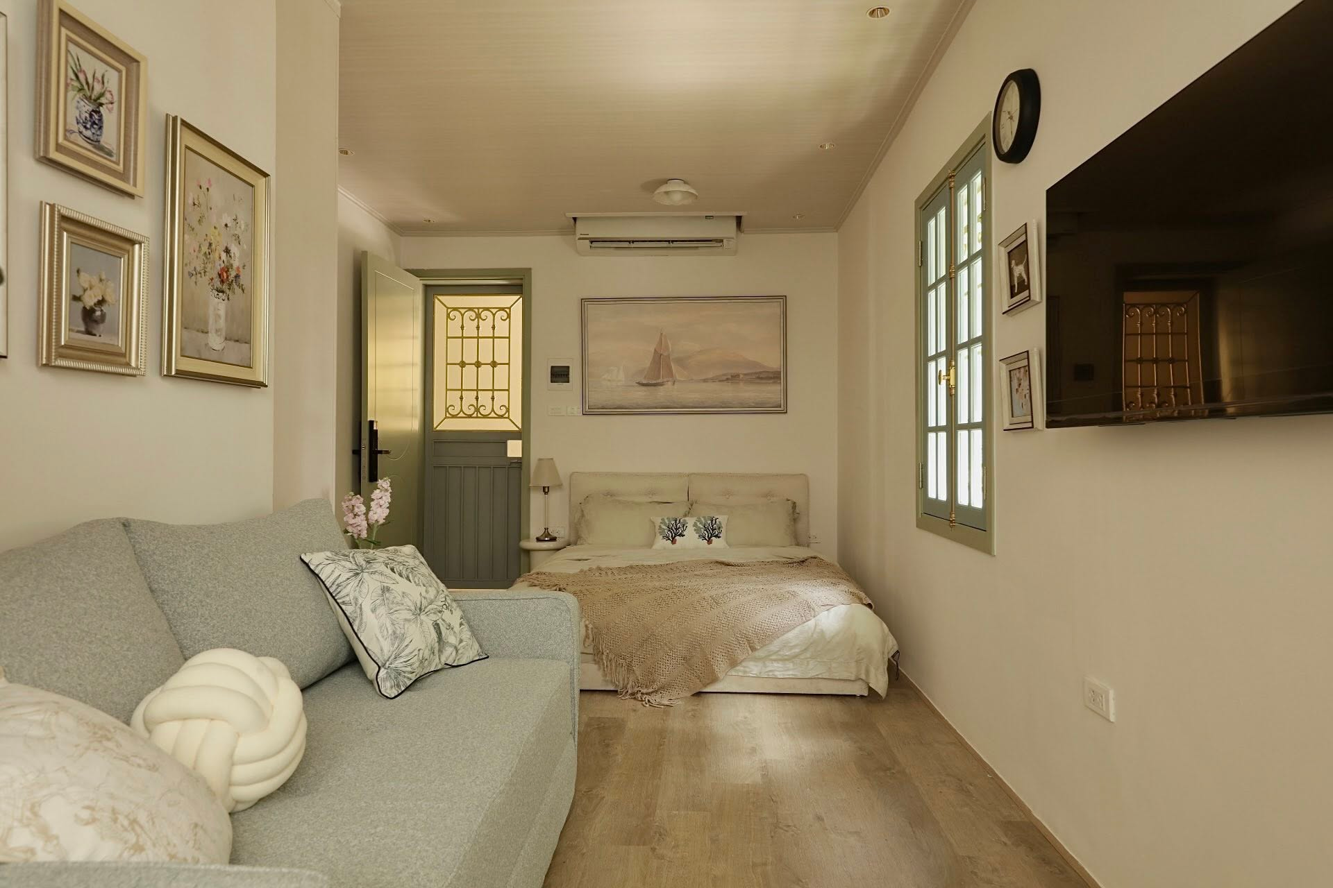 20m&sup2; giữa l&ograve;ng H&agrave; Nội vẫn c&oacute; thể th&agrave;nh tổ ấm trong mơ: C&acirc;u chuyện cải tạo nửa tỷ đồng của vợ chồng trung ni&ecirc;n khiến nhiều người thay đổi c&aacute;ch nh&igrave;n- Ảnh 7.