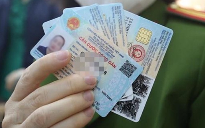 Từ nay đến hết năm 2025, người sinh vào 3 năm này sẽ được hưởng quyền lợi đặc biệt khi làm căn cước mới- Ảnh 1.