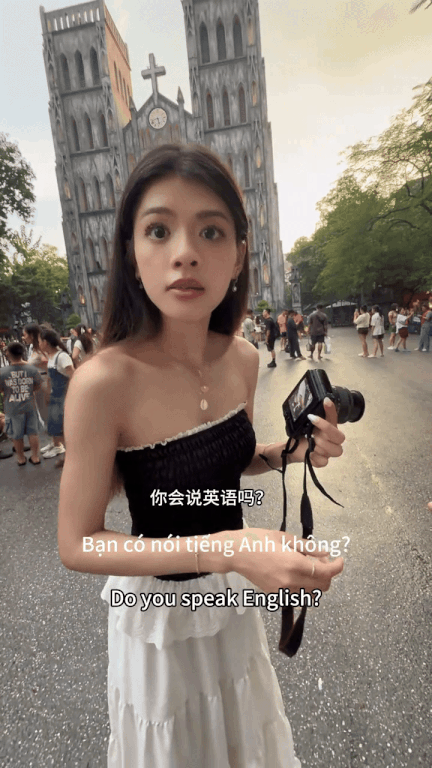 Màn nói tiếng Anh của 1 nàng thơ với khách Trung Quốc bỗng bị "mổ xẻ"- Ảnh 1. Màn nói tiếng Anh của 1 nàng thơ với khách Trung Quốc bỗng bị "mổ xẻ"- Ảnh 1.