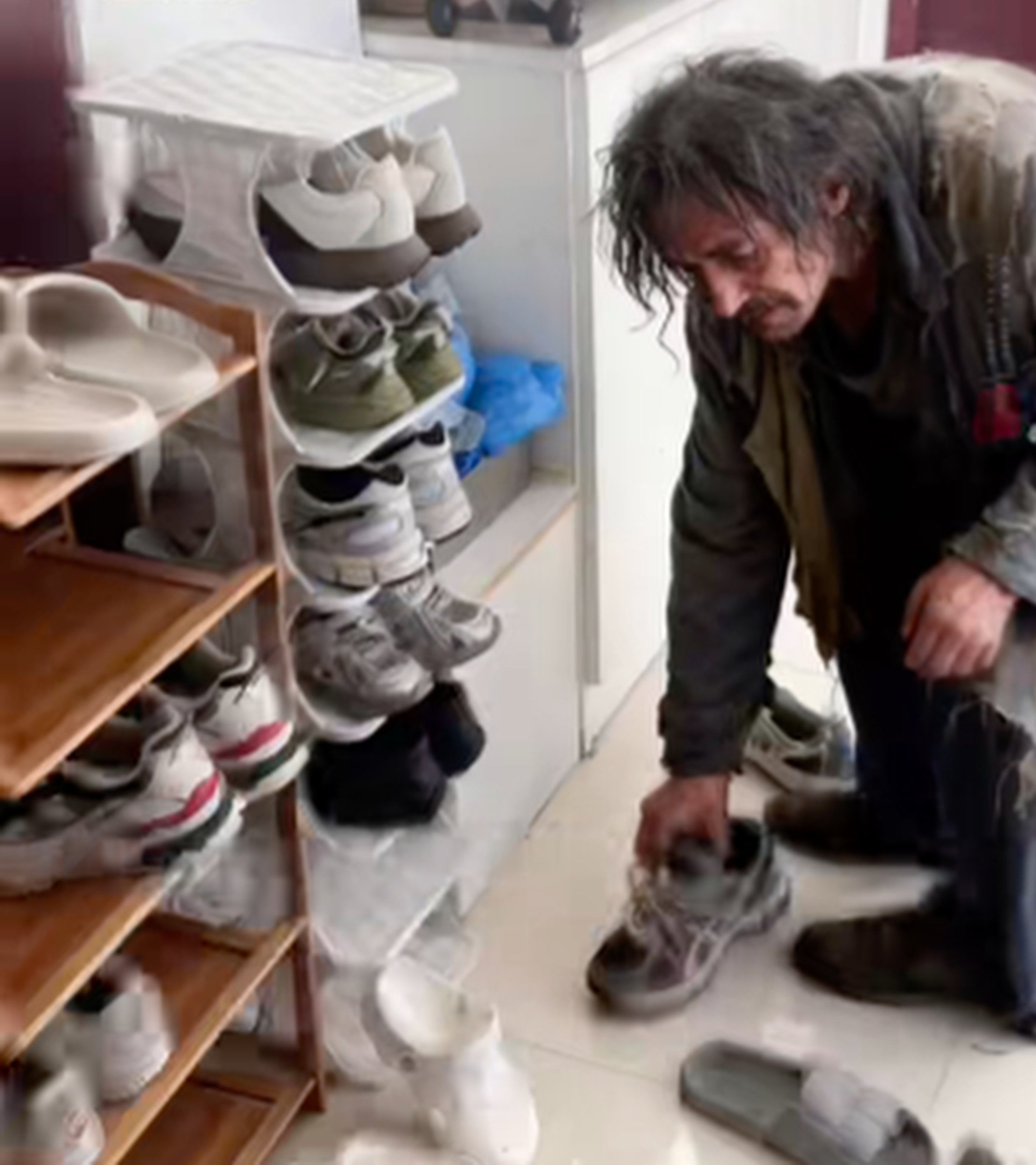 Người vợ dùng video AI để thử lòng chồng và cái kết đắng lòng:  Người vợ dùng video AI để thử lòng chồng và cái kết đắng lòng: