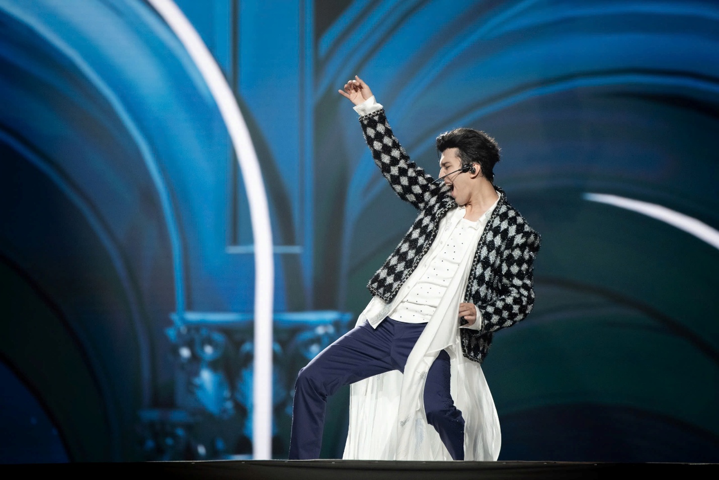 Alicia Keys, aespa, Dimash cùng dàn sao Việt “đổ bộ” 8Wonder Winter 2025- Ảnh 3. Alicia Keys, aespa, Dimash cùng dàn sao Việt “đổ bộ” 8Wonder Winter 2025- Ảnh 3.