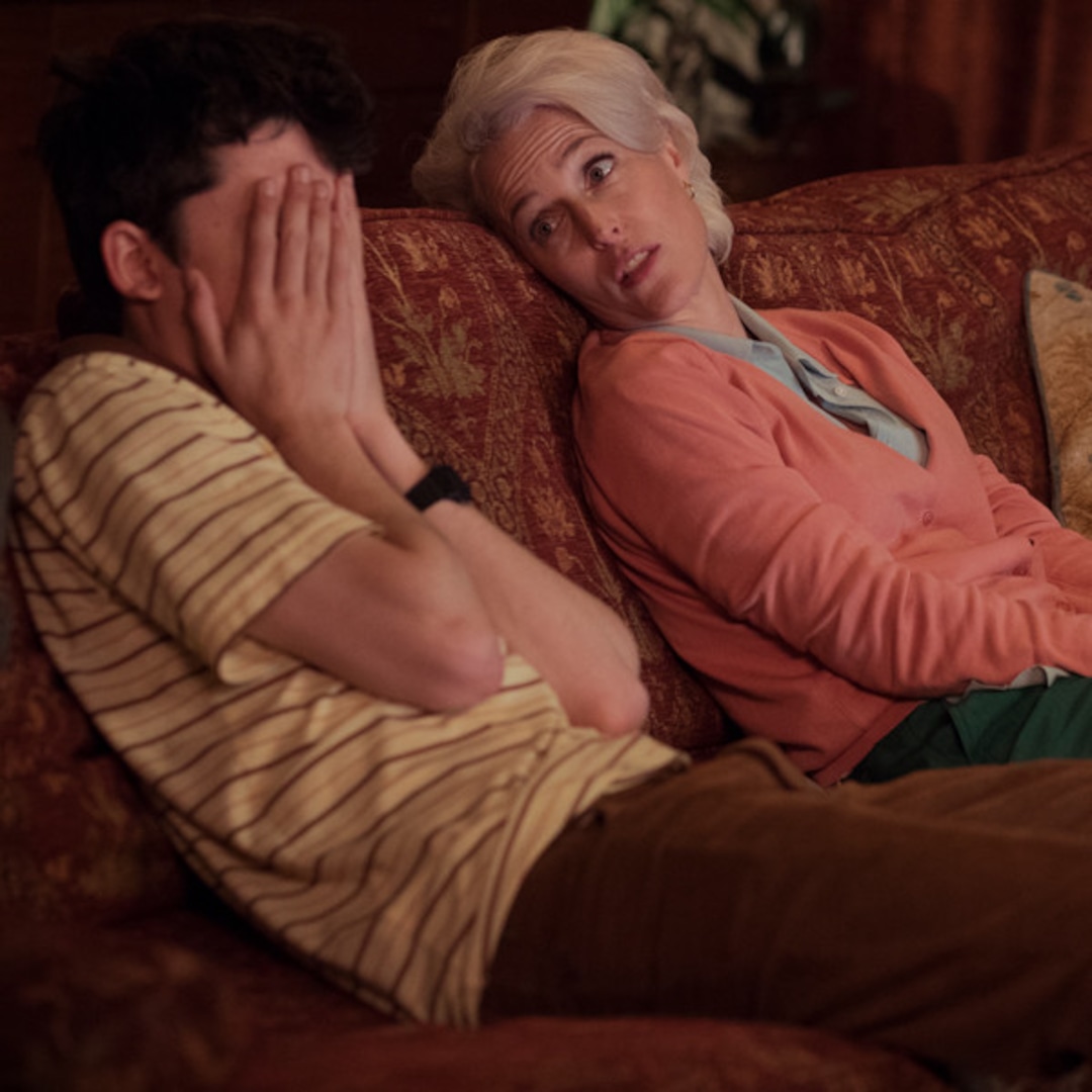 Xem phim Sex Education, tôi và chồng quyết định dù bận đến mấy, chúng tôi vẫn phải làm điều này mỗi tối để cứu con- Ảnh 2. Xem phim Sex Education, tôi và chồng quyết định dù bận đến mấy, chúng tôi vẫn phải làm điều này mỗi tối để cứu con- Ảnh 2.