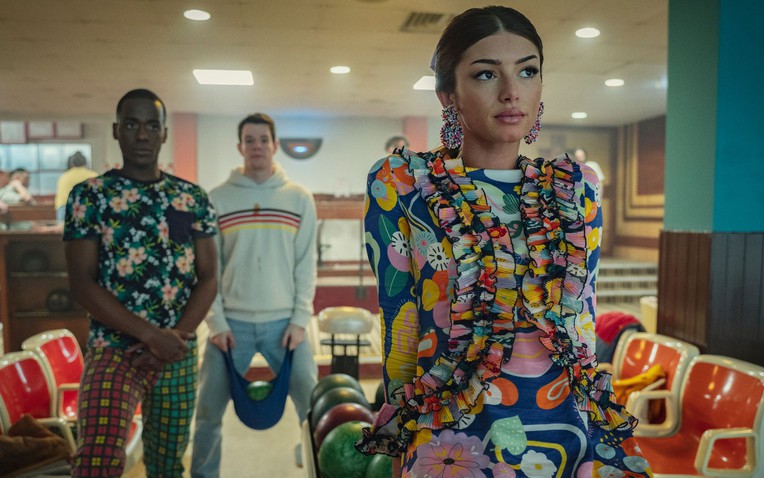 Xem phim Sex Education, tôi vội vàng xóa hết ảnh con trên mạng xã hội: Sợ hãi bị  Xem phim Sex Education, tôi vội vàng xóa hết ảnh con trên mạng xã hội: Sợ hãi bị