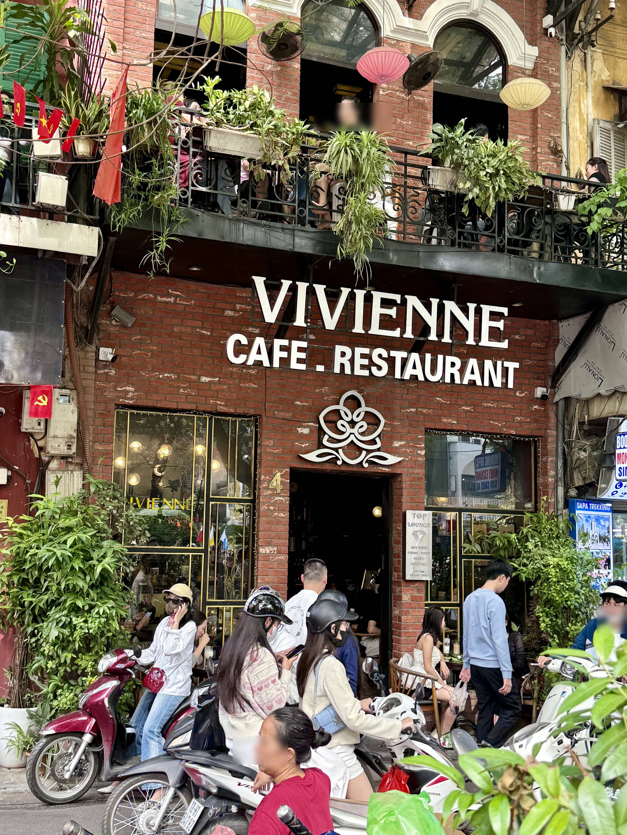 Clip tóm tắt mùa thu Nhà Thờ hôm nay: Quá đông!- Ảnh 11.