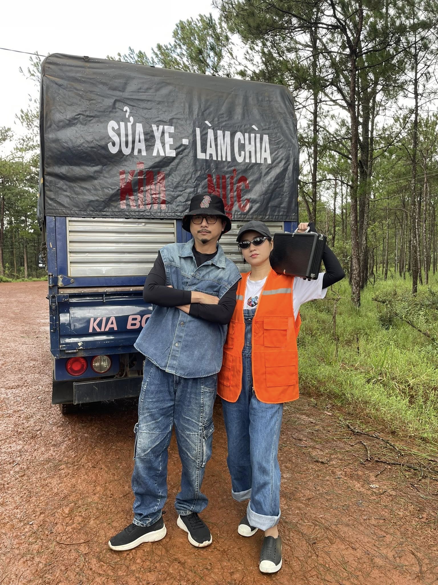 Chồng Lâm Vỹ Dạ: “Hết cảnh quay thì tôi lại là một người chồng ngoan ngoãn”- Ảnh 1. Chồng Lâm Vỹ Dạ: “Hết cảnh quay thì tôi lại là một người chồng ngoan ngoãn”- Ảnh 1.
