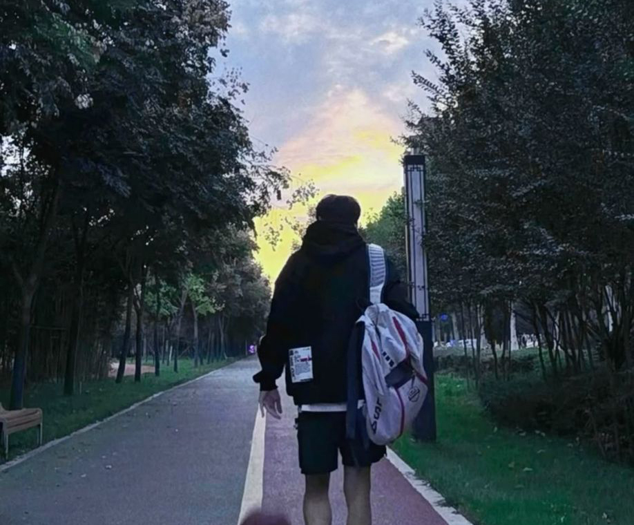 CẢNH B&Aacute;O 5 khoảnh khắc dễ g&acirc;y đột tử v&agrave;o m&ugrave;a lạnh, b&aacute;c sĩ: Người vốn trẻ, khỏe cũng kh&oacute; "tho&aacute;t"- Ảnh 3.