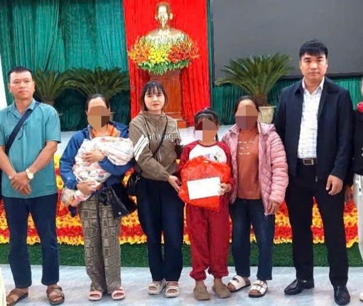 Bé gái 10 tuổi bị cha dượng bạo hành ở Hà Tĩnh được ra viện- Ảnh 1. Bé gái 10 tuổi bị cha dượng bạo hành ở Hà Tĩnh được ra viện- Ảnh 1.