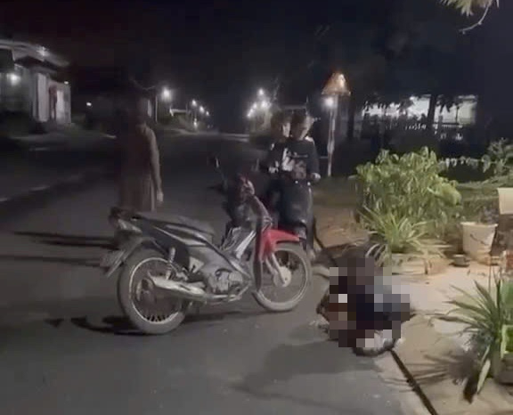 Vụ 2 người bị chém dã man: Một nạn nhân tử vong- Ảnh 1. Vụ 2 người bị chém dã man: Một nạn nhân tử vong- Ảnh 1.