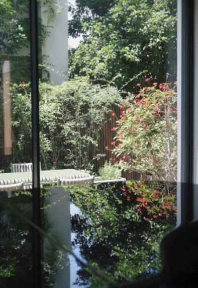 Vợ sinh con gái, chồng sung sướng đập biệt thự 30 tỷ ra sửa lại chỉ để "các thành viên có thể ở cùng nhau mà ai cũng có góc của mình"- Ảnh 8. Vợ sinh con gái, chồng sung sướng đập biệt thự 30 tỷ ra sửa lại chỉ để "các thành viên có thể ở cùng nhau mà ai cũng có góc của mình"- Ảnh 8.