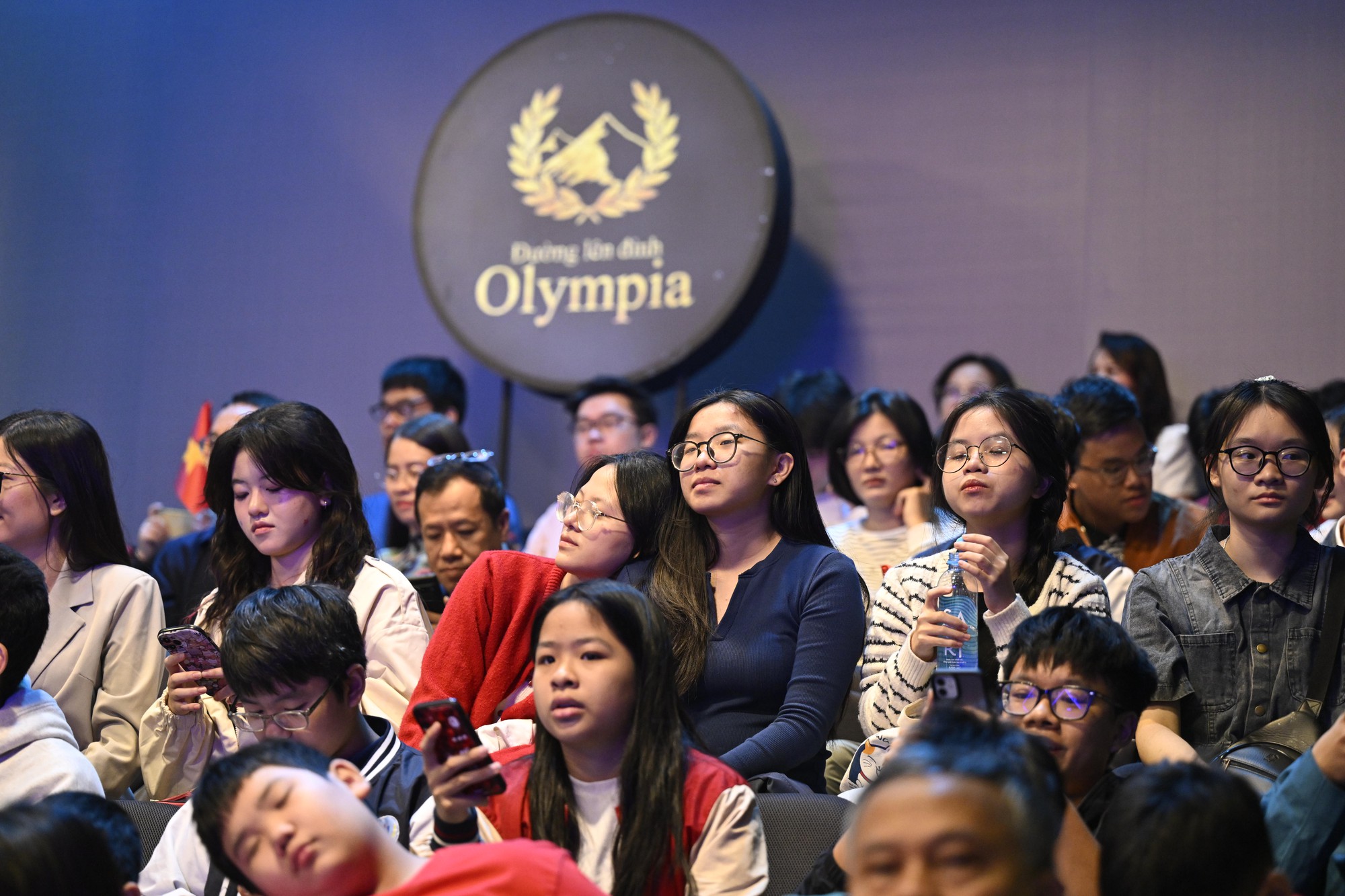 Bảo Kh&aacute;nh - "nh&agrave; leo n&uacute;i" đến từ H&agrave; Nội v&ocirc; địch Olympia 2025!- Ảnh 55.