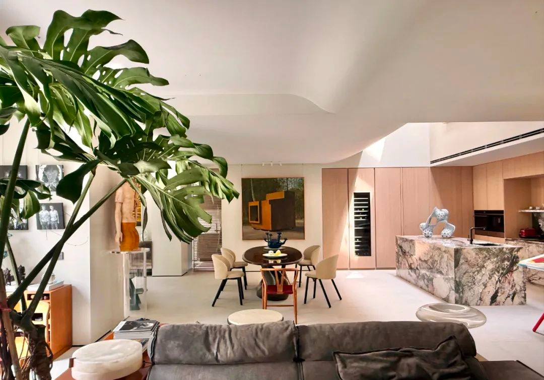 Vợ sinh con gái, chồng sung sướng đập biệt thự 30 tỷ ra sửa lại chỉ để "các thành viên có thể ở cùng nhau mà ai cũng có góc của mình"- Ảnh 3. Vợ sinh con gái, chồng sung sướng đập biệt thự 30 tỷ ra sửa lại chỉ để "các thành viên có thể ở cùng nhau mà ai cũng có góc của mình"- Ảnh 3.