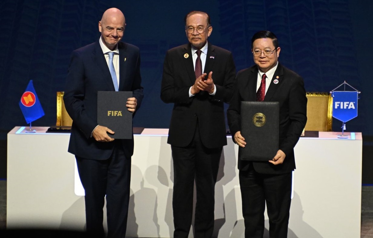 FIFA ra tay, tuyển Việt Nam sắp được dự AFF Cup phiên bản mới, Indonesia mừng thầm- Ảnh 1. FIFA ra tay, tuyển Việt Nam sắp được dự AFF Cup phiên bản mới, Indonesia mừng thầm- Ảnh 1.