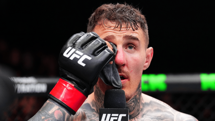 Cao thủ muay Thái chọc mắt nhà vô địch UFC, trọng tài ra quyết định chưa từng có- Ảnh 2. Cao thủ muay Thái chọc mắt nhà vô địch UFC, trọng tài ra quyết định chưa từng có- Ảnh 2.