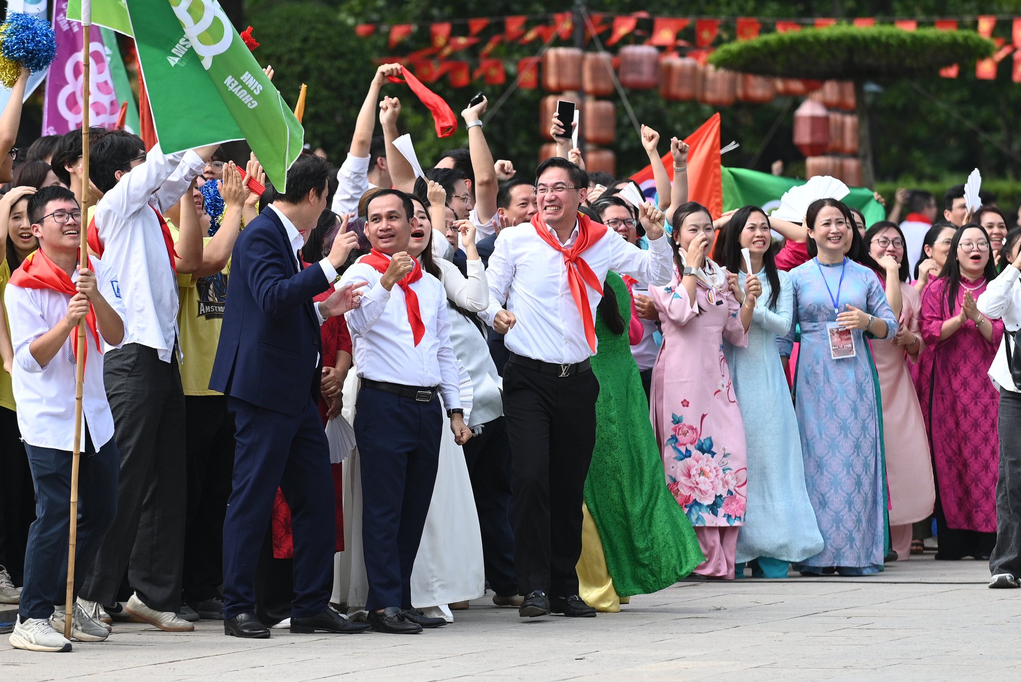 Bảo Khánh - "nhà leo núi" đến từ Hà Nội vô địch Olympia 2025!- Ảnh 4. Bảo Khánh - "nhà leo núi" đến từ Hà Nội vô địch Olympia 2025!- Ảnh 4.