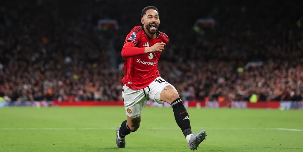 Tầm nhìn chiến thuật của Ruben Amorim bắt đầu hiện hình: Man United tìm thấy ánh sáng từ các tân binh- Ảnh 1. Tầm nhìn chiến thuật của Ruben Amorim bắt đầu hiện hình: Man United tìm thấy ánh sáng từ các tân binh- Ảnh 1.
