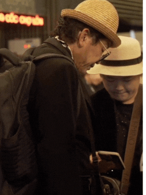 Chuyện gì đã xảy ra khiến MC Thanh Bạch như thế này?- Ảnh 4. Chuyện gì đã xảy ra khiến MC Thanh Bạch như thế này?- Ảnh 4.