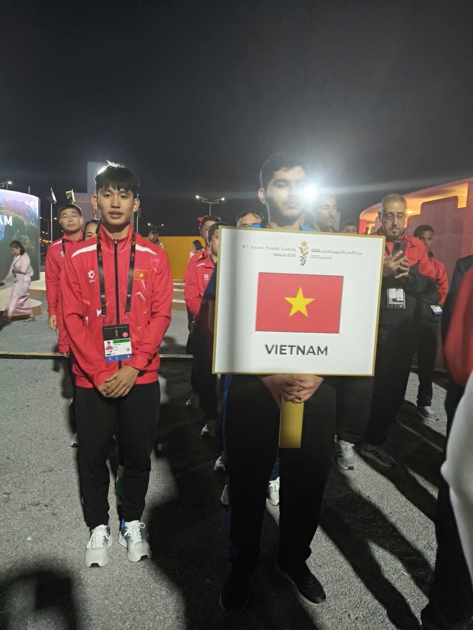 Chuyện về cậu bé từ bản làng Pắc Ta của Lai Châu giành huy chương điền kinh danh giá tại đấu trường châu Á- Ảnh 2. Chuyện về cậu bé từ bản làng Pắc Ta của Lai Châu giành huy chương điền kinh danh giá tại đấu trường châu Á- Ảnh 2.