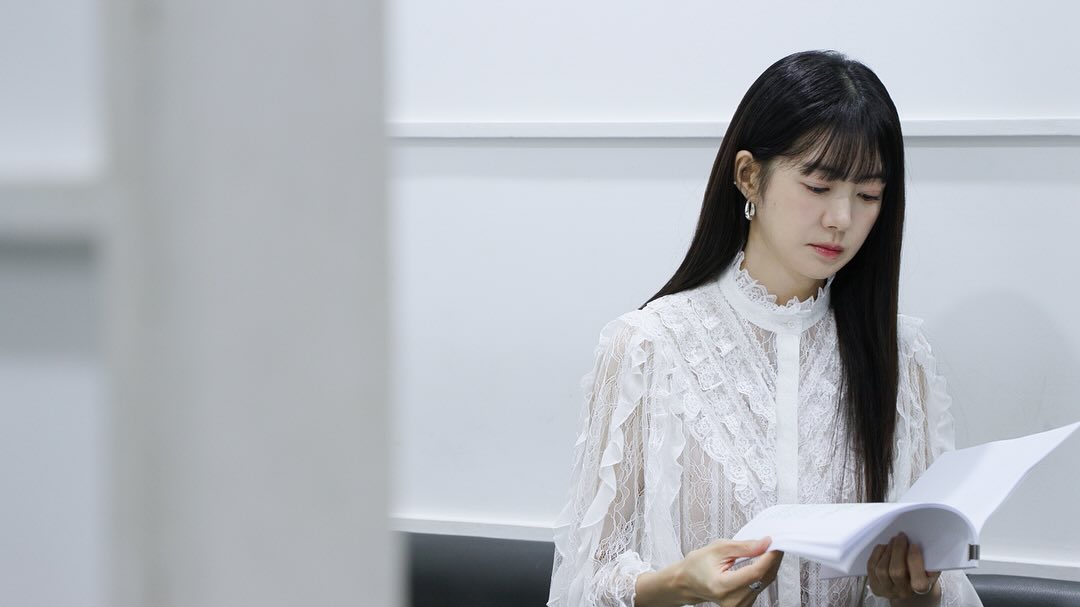 Không biết mỹ nhân này sống ở hành tinh nào mà trẻ lâu thế: Mẹ 3 con mà như gái 18, nghe tuổi thật không ai tin nổi- Ảnh 9.