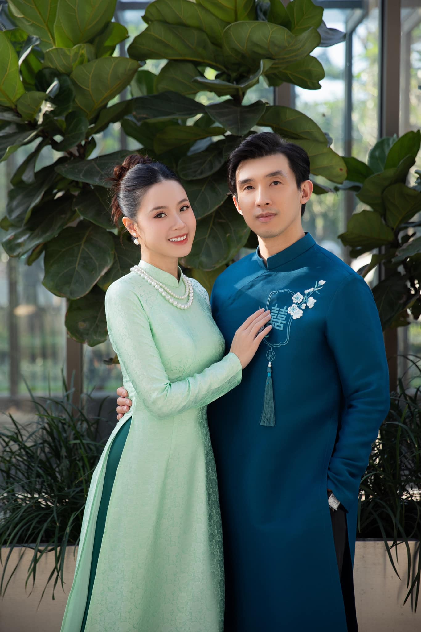 Midu và gia đình Chủ tịch Nhựa tái chế Duy Tân lộ bức ảnh chưa từng thấy- Ảnh 4.