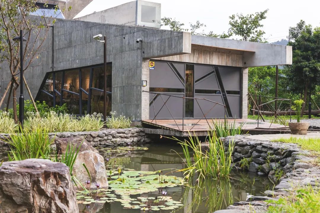 Doanh nhân U65 chi 185 tỷ đồng mua mảnh đất 22.000m2 xây biệt phủ nghỉ hưu, dưỡng già: "Vừa nhìn đã muốn gắn bó cả đời"- Ảnh 3. Doanh nhân U65 chi 185 tỷ đồng mua mảnh đất 22.000m2 xây biệt phủ nghỉ hưu, dưỡng già: "Vừa nhìn đã muốn gắn bó cả đời"- Ảnh 3.