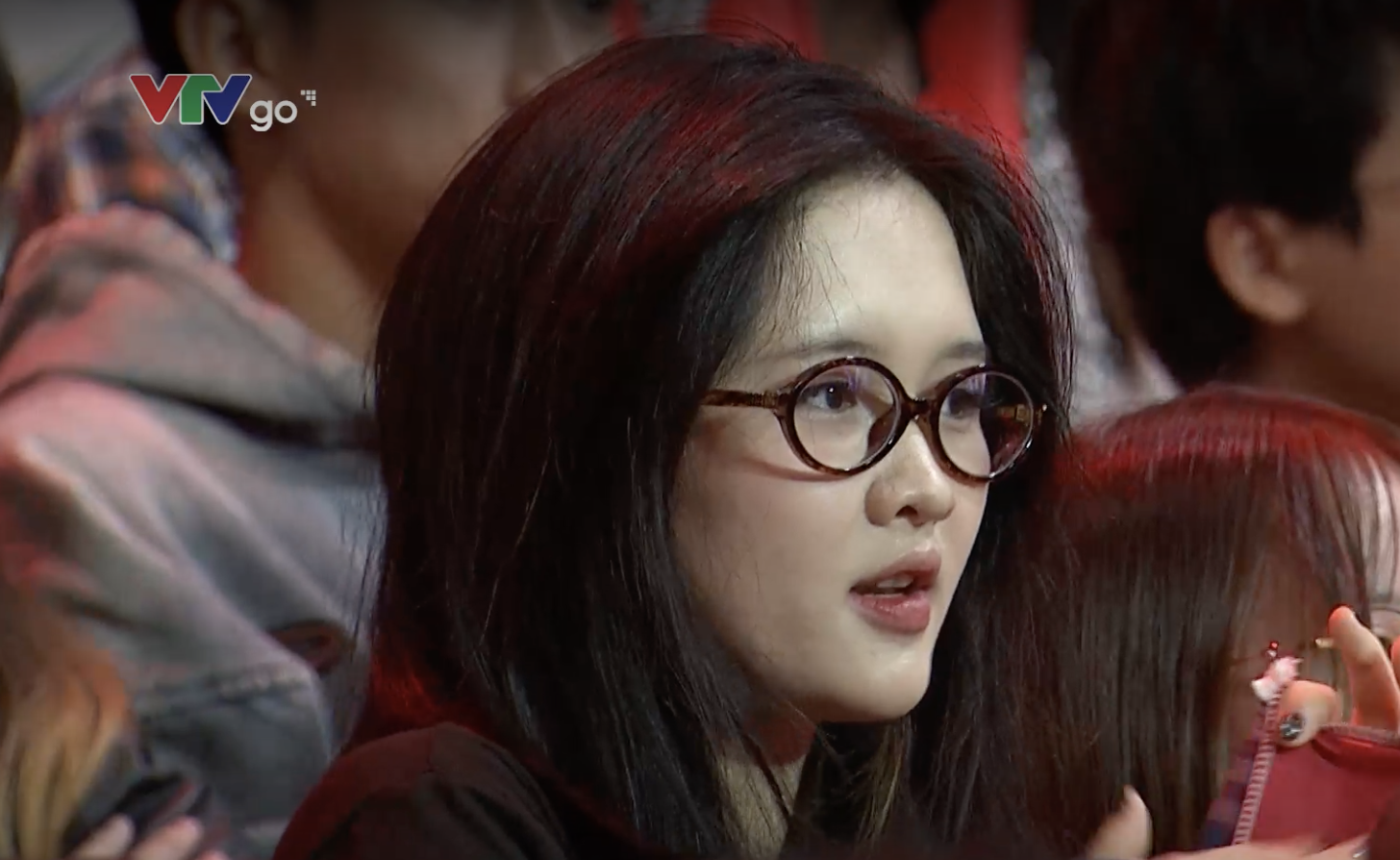 2 cô gái "hạ đo ván" cam thường nhà đài, được tìm kiếm sau Olympia 2025 là ai?- Ảnh 4. 2 cô gái "hạ đo ván" cam thường nhà đài, được tìm kiếm sau Olympia 2025 là ai?- Ảnh 4.