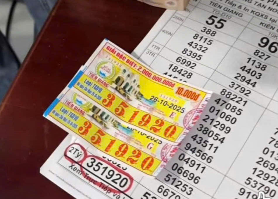 Xổ số miền Nam: Sáng sớm 27-10 đã lộ diện thêm nhiều tỉ phú ở miền Tây- Ảnh 1.