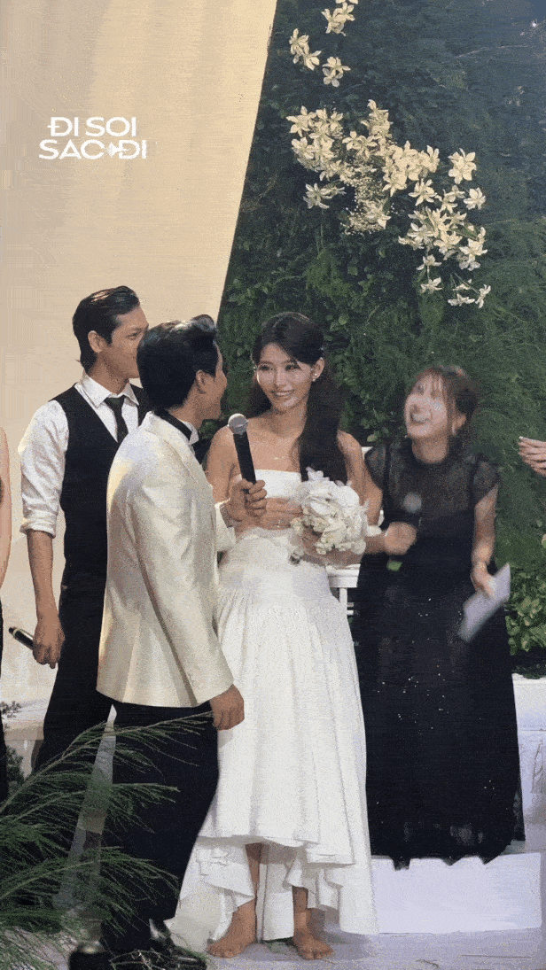 Cát-xê của Hoà Minzy tại đám cưới Á hậu Quỳnh Châu: 4 phong bì và 20 đêm ở phòng khách sạn đẹp nhất!- Ảnh 6. Cát-xê của Hoà Minzy tại đám cưới Á hậu Quỳnh Châu: 4 phong bì và 20 đêm ở phòng khách sạn đẹp nhất!- Ảnh 6.
