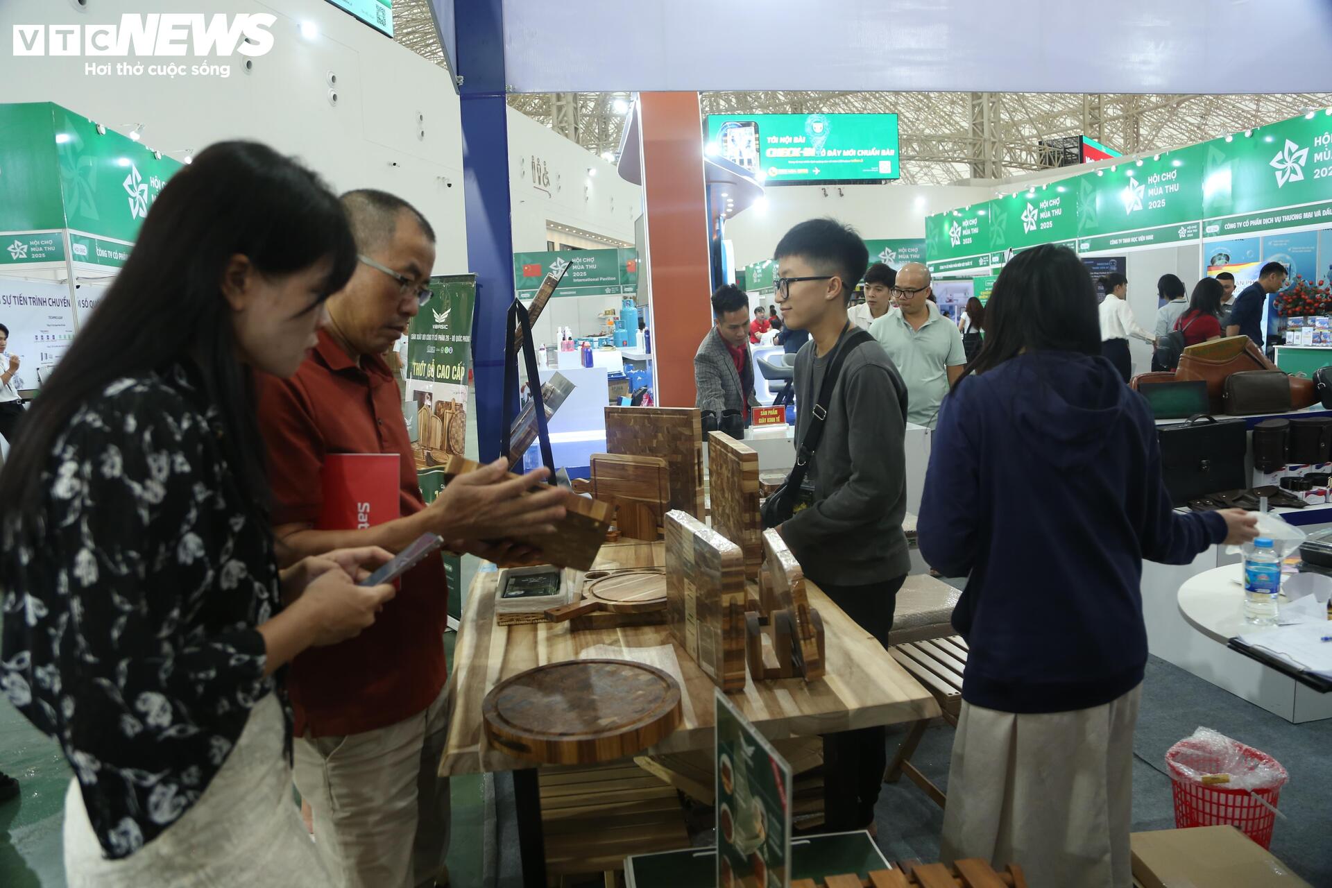 Sản phẩm 'made in Vietnam' của doanh nghiệp quốc phòng tại Hội chợ mùa Thu- Ảnh 20.