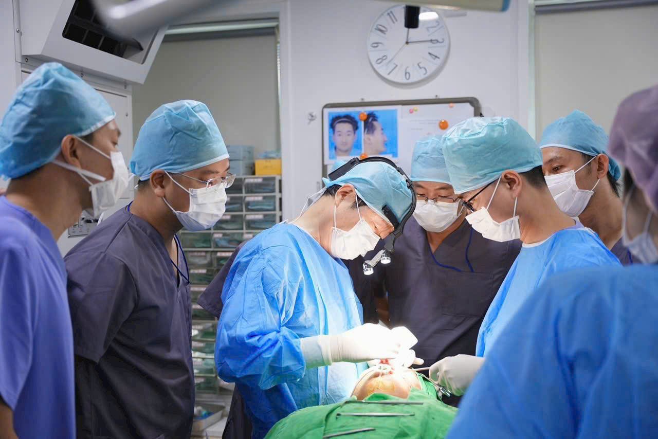 Khi Làm Đẹp Trở Thành Hành Trình Khoa Học – Nhân Văn- Ảnh 2. Khi Làm Đẹp Trở Thành Hành Trình Khoa Học – Nhân Văn- Ảnh 2.