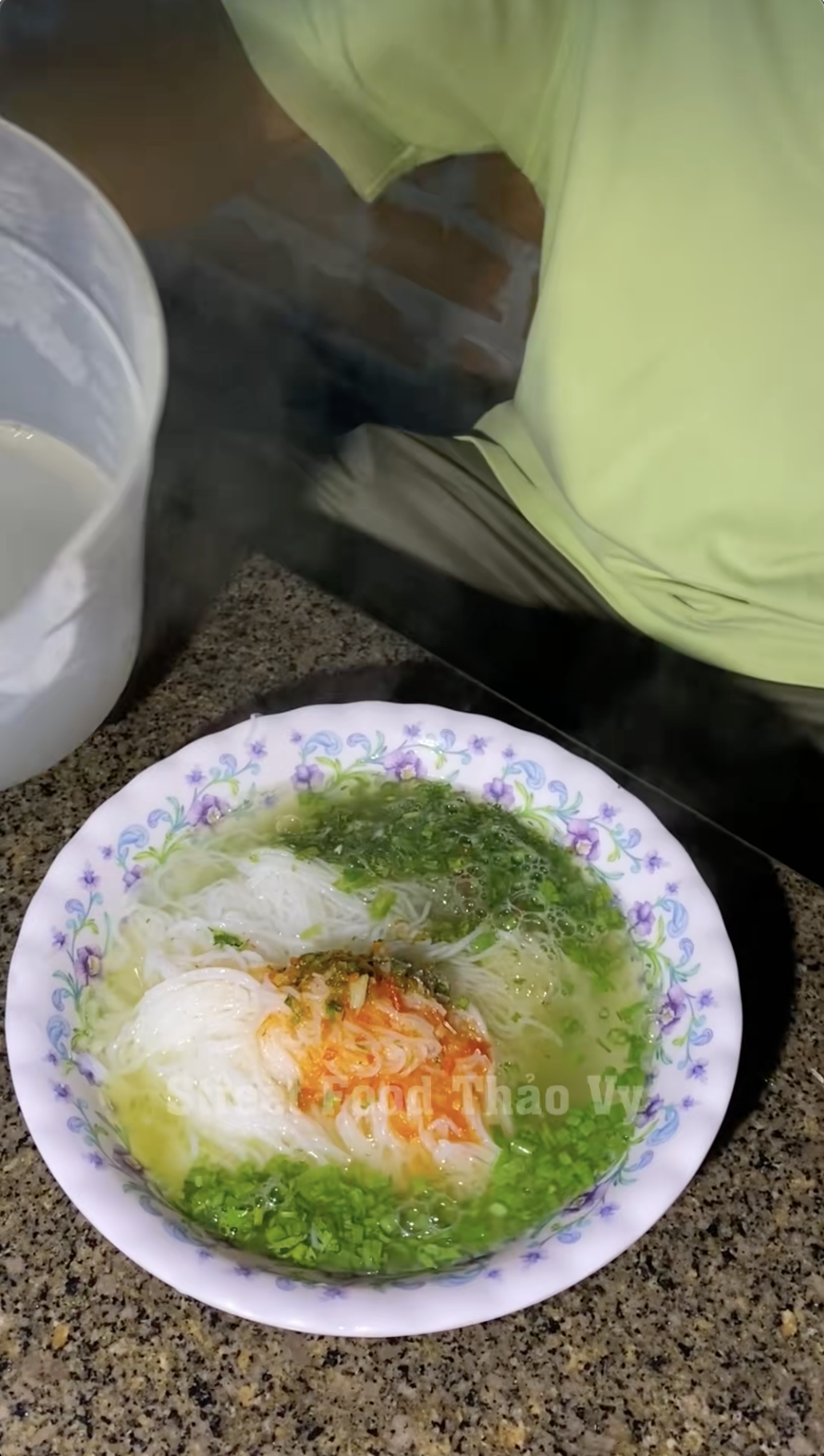 Sự thật đằng sau tô bún đắt nhất Việt Nam- Ảnh 1.