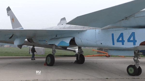 Phi&ecirc;n bản sản xuất h&agrave;ng loạt của ti&ecirc;m k&iacute;ch t&agrave;ng h&igrave;nh MiG 1.44 sẽ g&acirc;y bất ngờ lớn- Ảnh 1.
