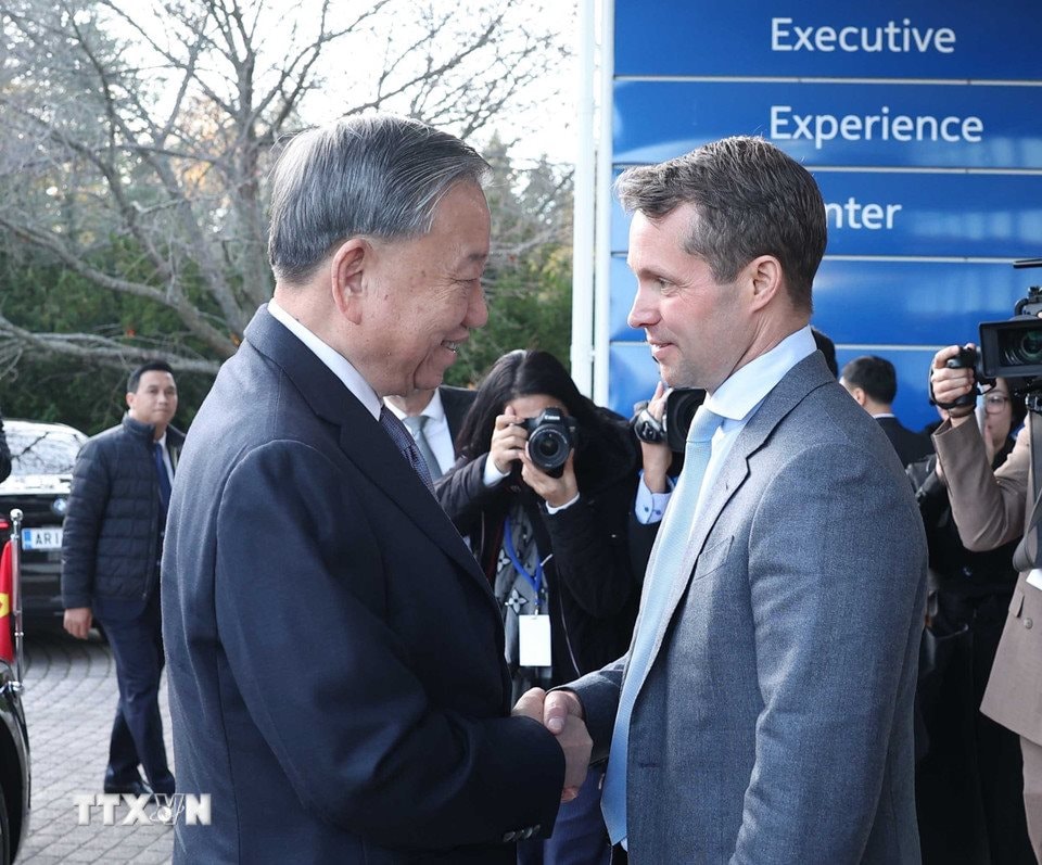 Nokia "thắng kép" tại Việt Nam: Vừa ký hợp đồng hạ tầng mới với VNPT, vừa vận hành cứ điểm sản xuất AirScale toàn cầu - Ảnh 1. Nokia "thắng kép" tại Việt Nam: Vừa ký hợp đồng hạ tầng mới với VNPT, vừa vận hành cứ điểm sản xuất AirScale toàn cầu - Ảnh 1.