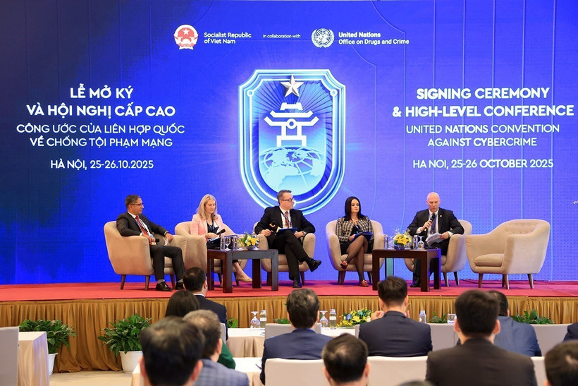 Thế giới gọi tên Hà Nội: "Cơn mưa" lời khen đổ về Việt Nam- Ảnh 1.