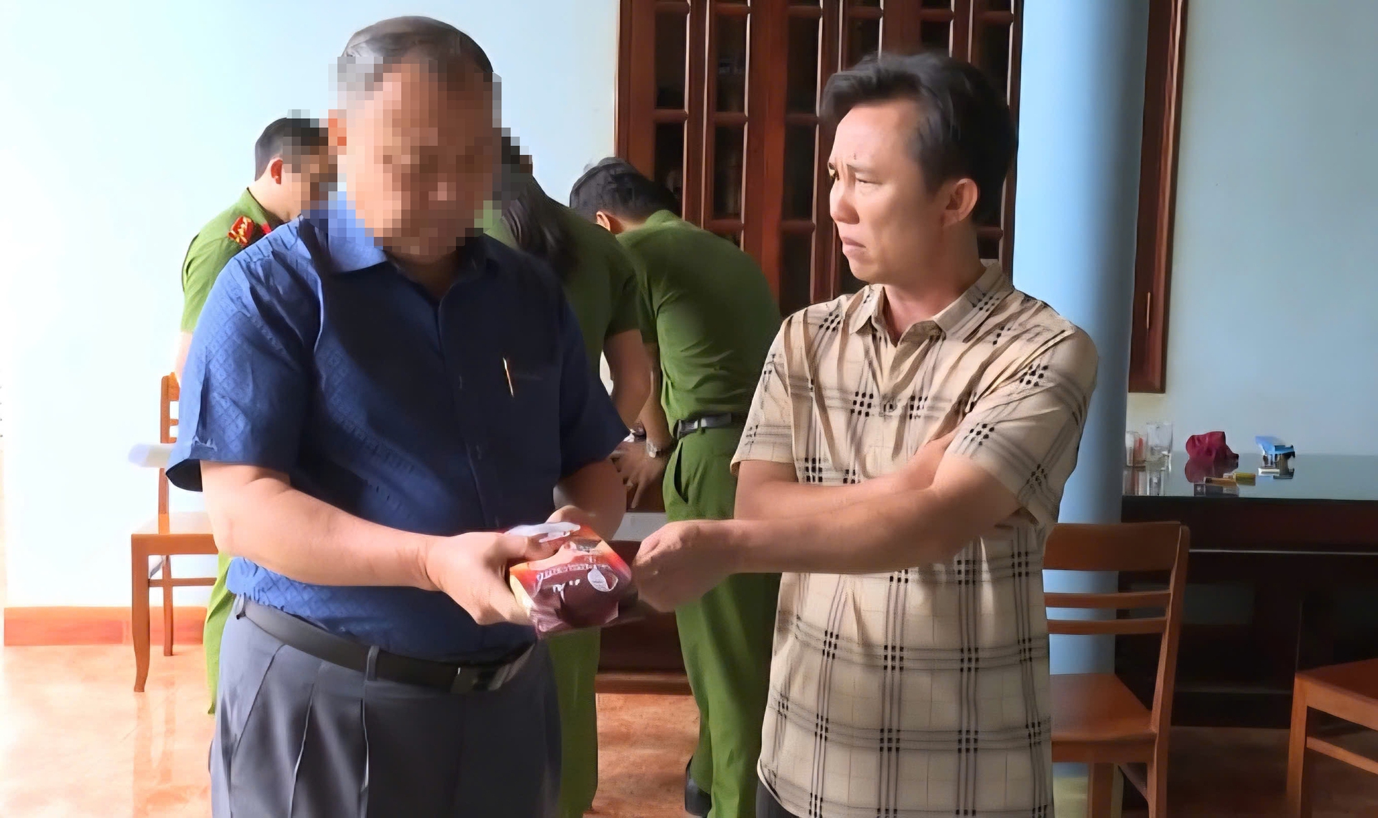 Vụ sản xuất cà phê giả: Tạm giữ Giám đốc Công ty Nguyên Phát Gia Lai- Ảnh 1.