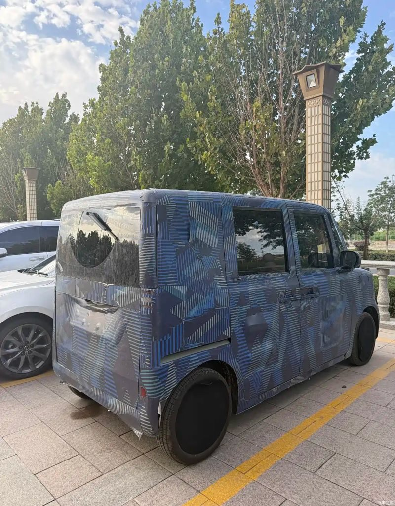 Mẫu xe điện mini giá hơn 300 triệu đồng của BYD lộ diện: Một lần sạc đi 180 km, chỉ phục vụ thị trường xe điện mini ‘màu mỡ’ nhất châu Á- Ảnh 2.