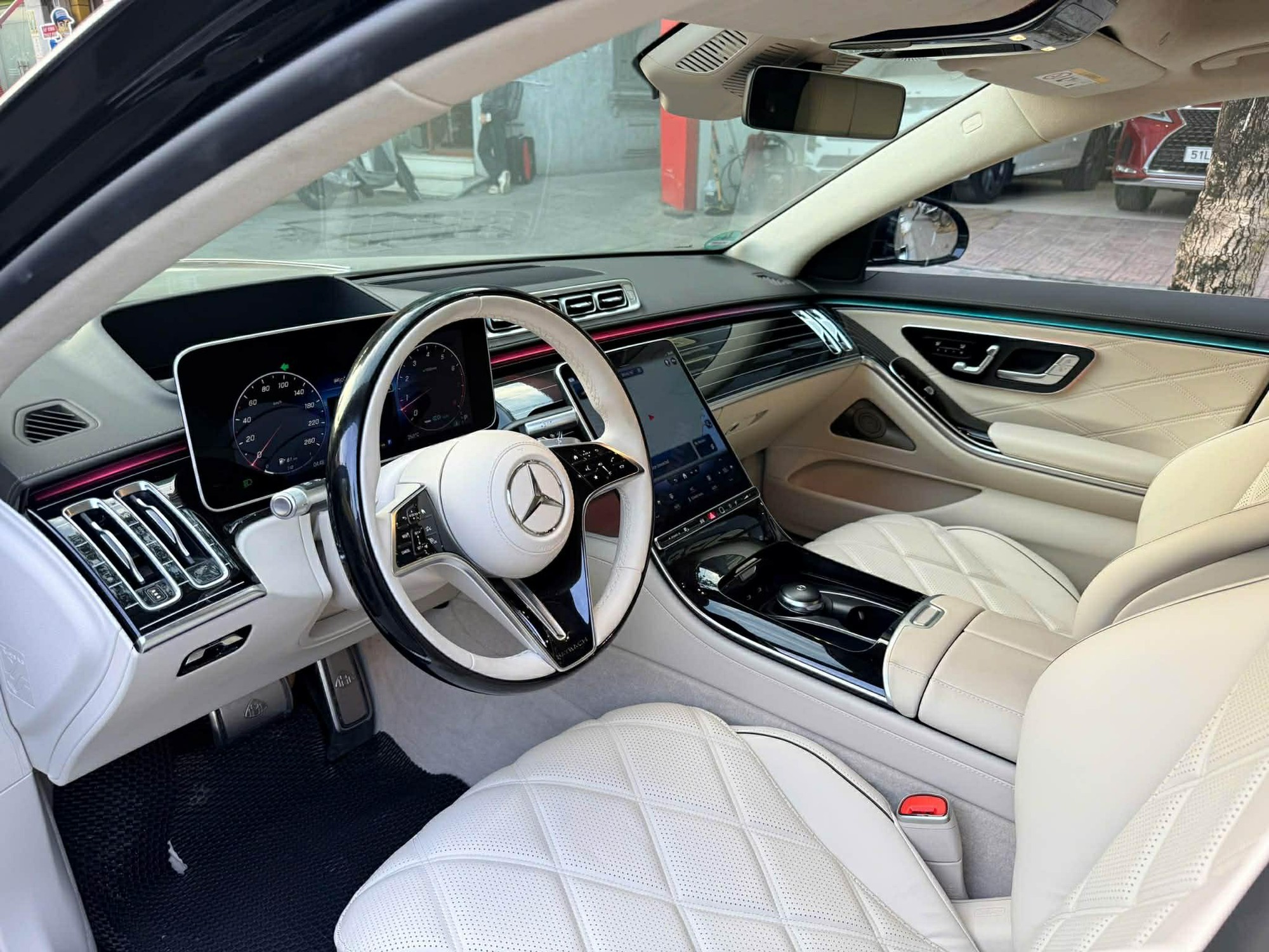 Mercedes-Maybach S 580 rao bán 11 tỷ đồng: Rẻ hơn lúc mới về 6 tỷ đồng, sản xuất năm 2022 nhưng chưa qua sử dụng- Ảnh 4.