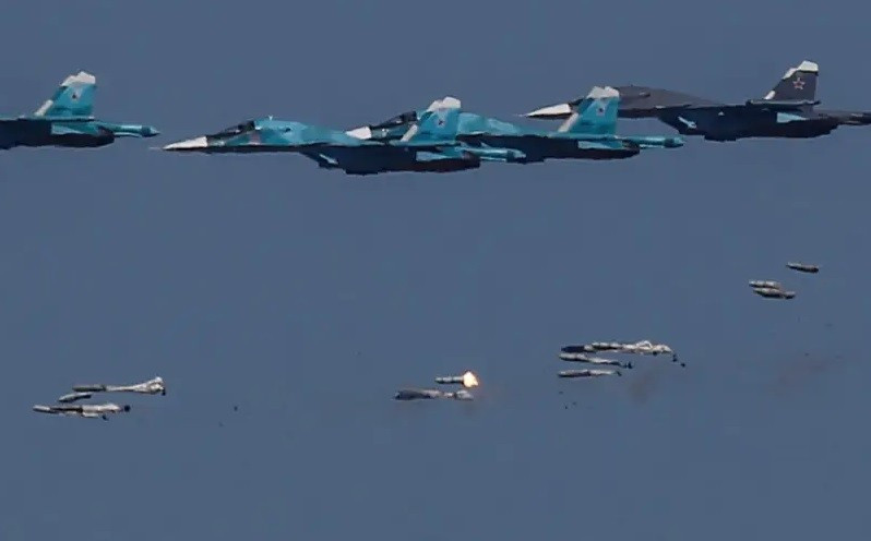 Tung 300 máy bay hoạt động ở chiến sự- Ảnh 1.