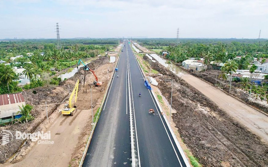 Nóng: Hàng loạt nhà thầu yếu kém bị 