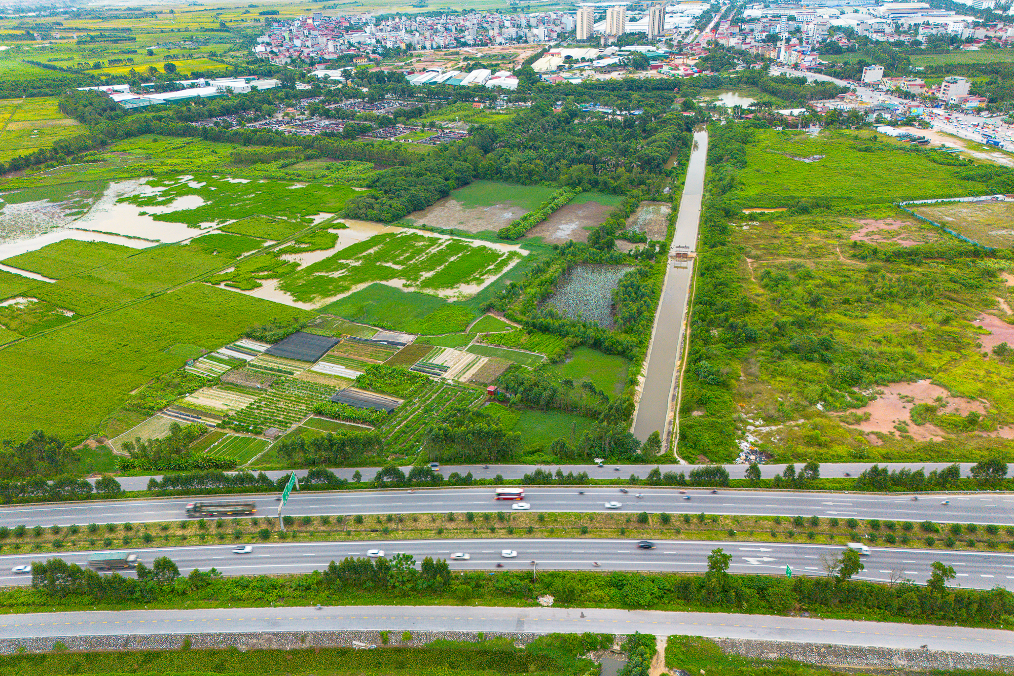 Toàn cảnh khu vực được đề xuất làm khu đô thị rộng gấp 3 lần quận Hoàn Kiếm tại tỉnh có loạt ông lớn Vingroup, Sun Group, T&T đang đầu tư - Ảnh 7. Toàn cảnh khu vực được đề xuất làm khu đô thị rộng gấp 3 lần quận Hoàn Kiếm tại tỉnh có loạt ông lớn Vingroup, Sun Group, T&T đang đầu tư - Ảnh 7.