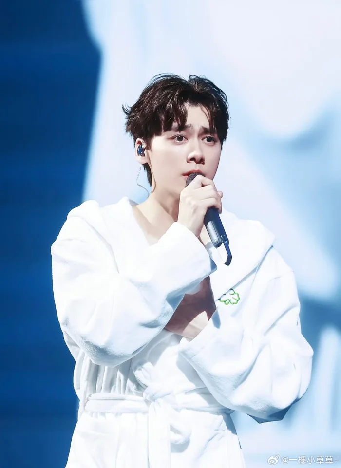 Chiêu bài lách luật của tài tử L bị cấm sóng- Ảnh 1. Chiêu bài lách luật của tài tử L bị cấm sóng- Ảnh 1.