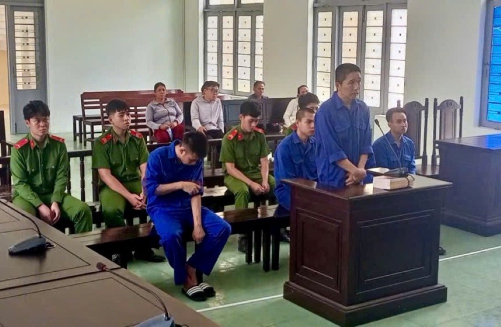 Giam giữ 7 nữ nhân viên tại cơ sở massage, 5 người lãnh án tù- Ảnh 1.