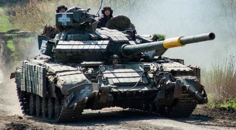 Xe tăng Ukraine chỉ c&ograve;n 6-18% sức mạnh: Mất li&ecirc;n tục chỉ v&igrave; l&yacute; do kh&ocirc;ng giống ai- Ảnh 1.
