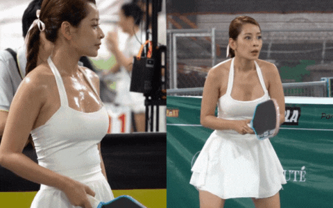 Chi Pu mặc  Chi Pu mặc