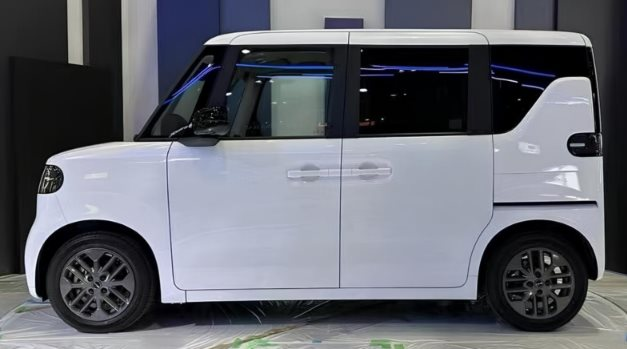 Mẫu xe điện mini giá hơn 300 triệu đồng của BYD lộ diện: Một lần sạc đi 180 km, chỉ phục vụ thị trường xe điện mini ‘màu mỡ’ nhất châu Á- Ảnh 1.